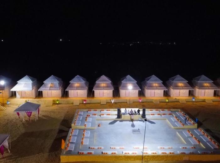 Ozaki Desert Camp & Resort Jaisalmer Bagian luar foto