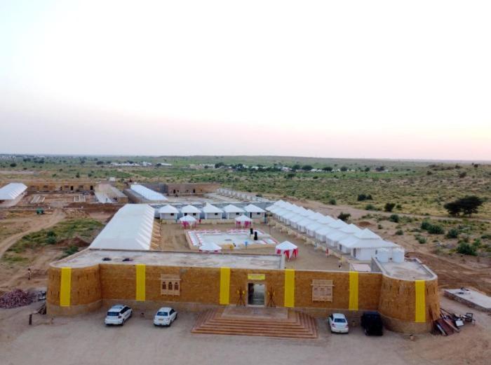 Ozaki Desert Camp & Resort Jaisalmer Bagian luar foto